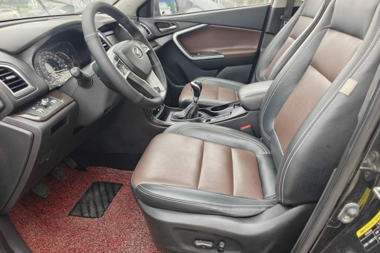 Used HYOSOW S6 2016 1.5T Manual Smart Edition Interior 4