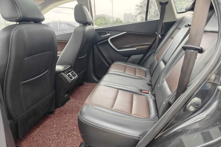 Used HYOSOW S6 2016 1.5T Manual Smart Edition Interior 5