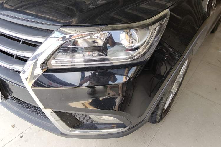 Used HYOSOW S6 2016 1.5T Manual Fashion Model Left Front Headlight