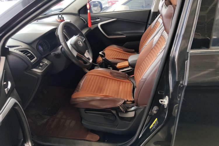 Used HYOSOW S6 2016 1.5T Manual Fashion Model Left Front Seat