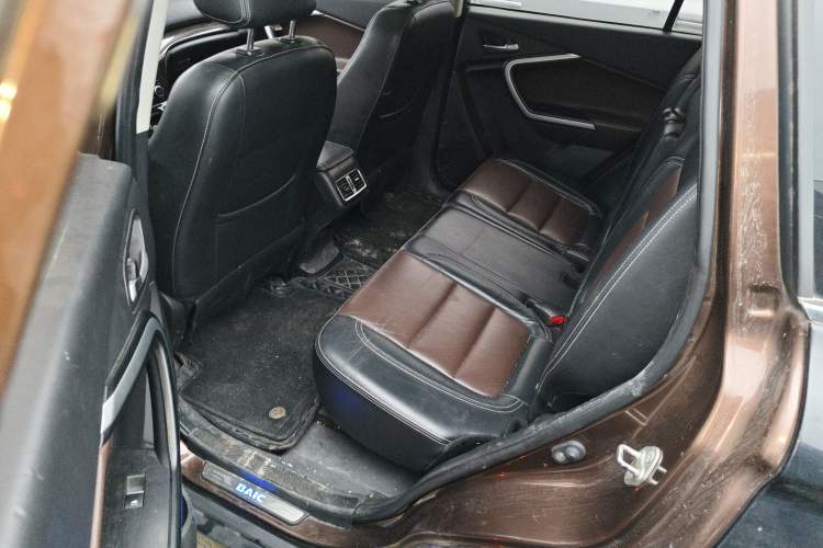 Used HYOSOW S6 2016 1.5T CVT Premium Edition Left Rear Seat