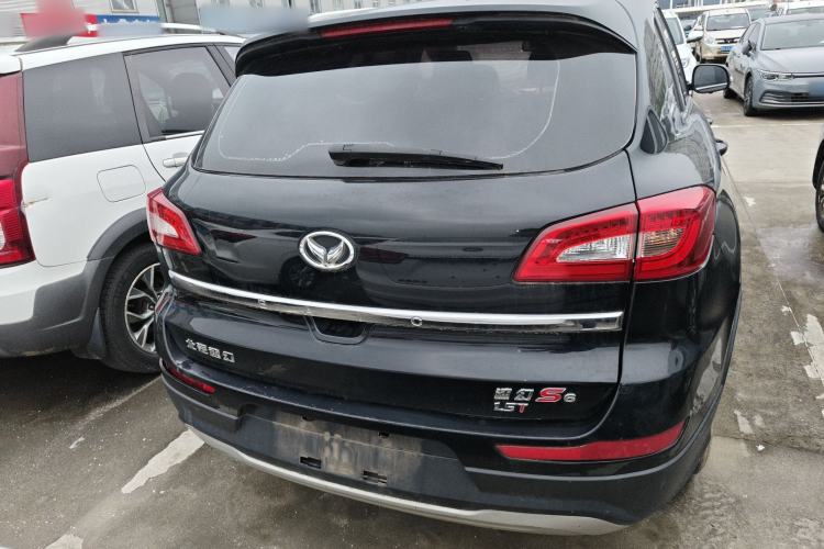 Used HYOSOW S6 2016 1.5T CVT Premium Edition Rear