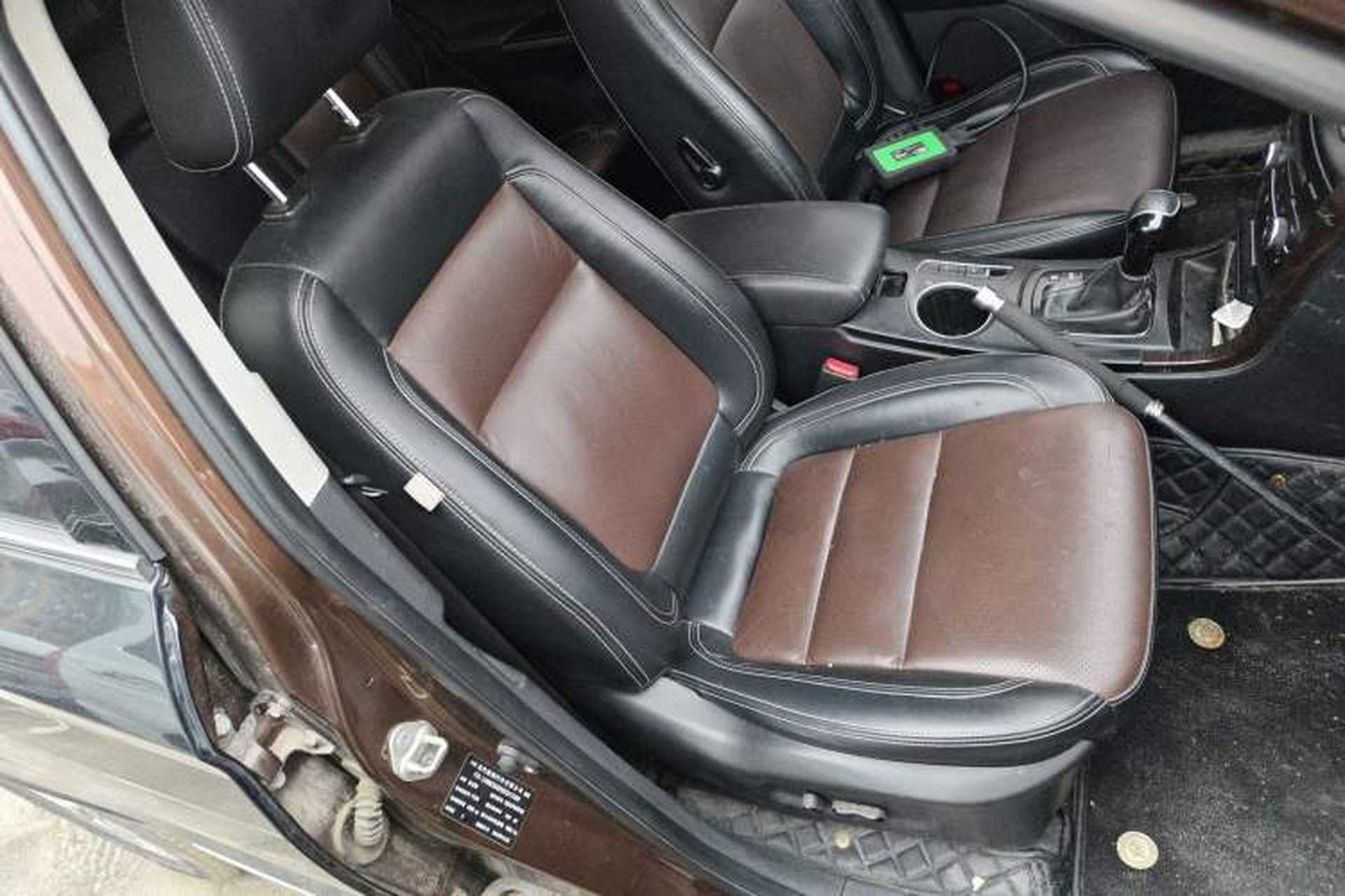 Used HYOSOW S6 2016 1.5T CVT Premium Edition Right Front Seat