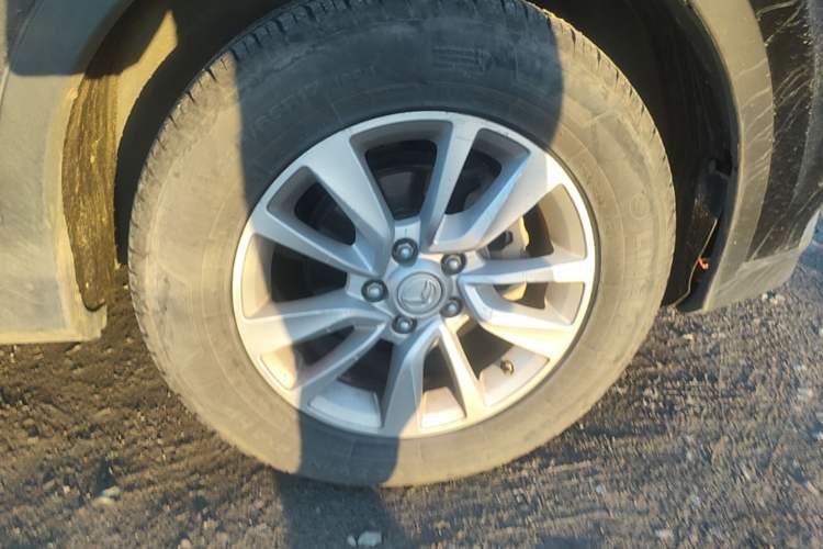 Used HYOSOW S6 2016 1.5T Manual Leading Model Right Front Wheel Hub