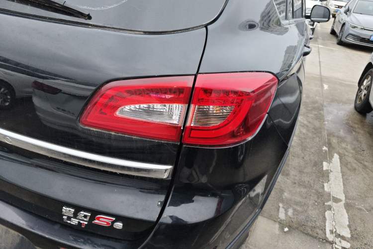 Used HYOSOW S6 2016 1.5T CVT Premium Edition Right Rear Taillight