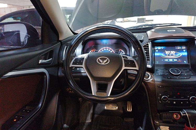 Used HYOSOW S6 2016 1.5T CVT Premium Edition Steering Wheel