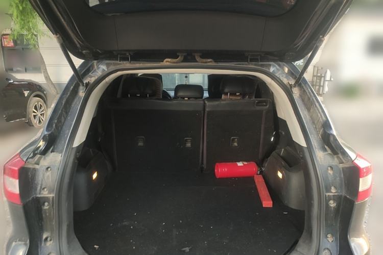 Used HYOSOW S6 2016 1.5T Manual Leading Model Trunk