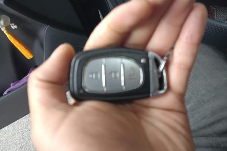 Used HYOSOW S6 2016 1.5T Manual Leading Model Vehicle Key