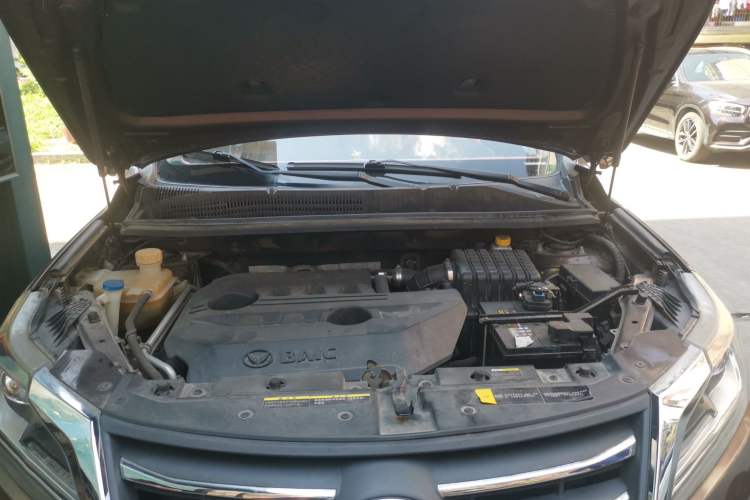 Used HYOSOW S6 2016 1.5T Manual Leading Model Engine Bay