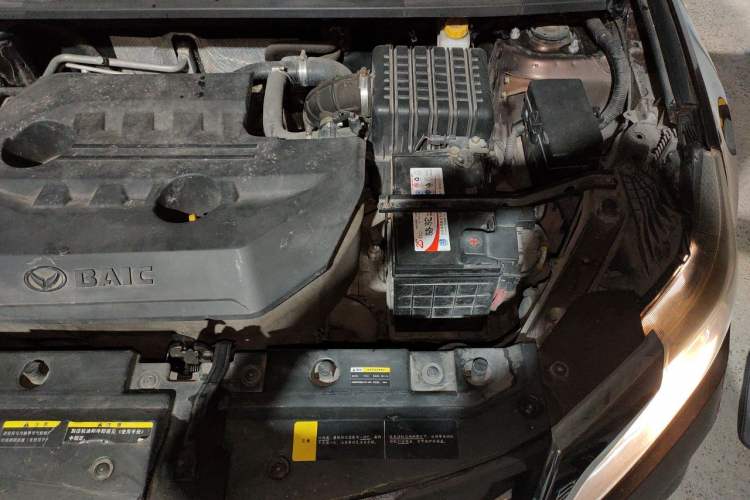 Used HYOSOW S6 2016 1.5T Manual Leading Model Engine Bay Left
