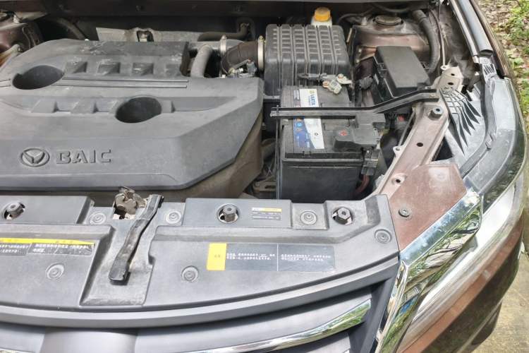 Used HYOSOW S6 2016 1.5T CVT Premium Edition Engine Bay Left