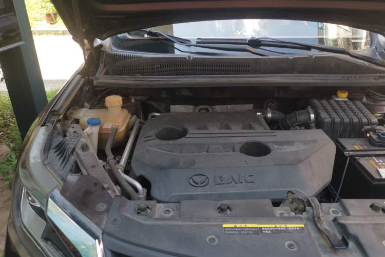 Used HYOSOW S6 2016 1.5T Manual Leading Model Engine Bay Right