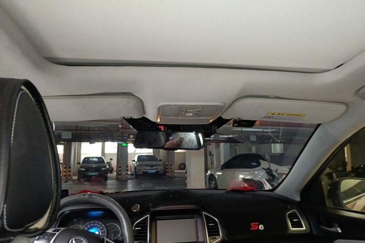 Used HYOSOW S6 2016 1.5T CVT Premium Edition Headliner