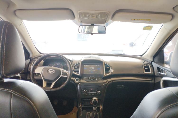 Used HYOSOW S6 2016 1.5T Manual Leading Model Interior 2
