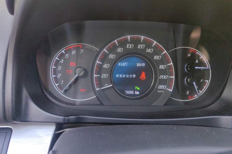 Used HYOSOW S6 2016 1.5T Manual Fashion Model Odometer Close Up