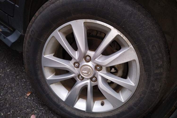 Used HYOSOW S6 2016 1.5T CVT Enjoyment Model Right Front Wheel Hub