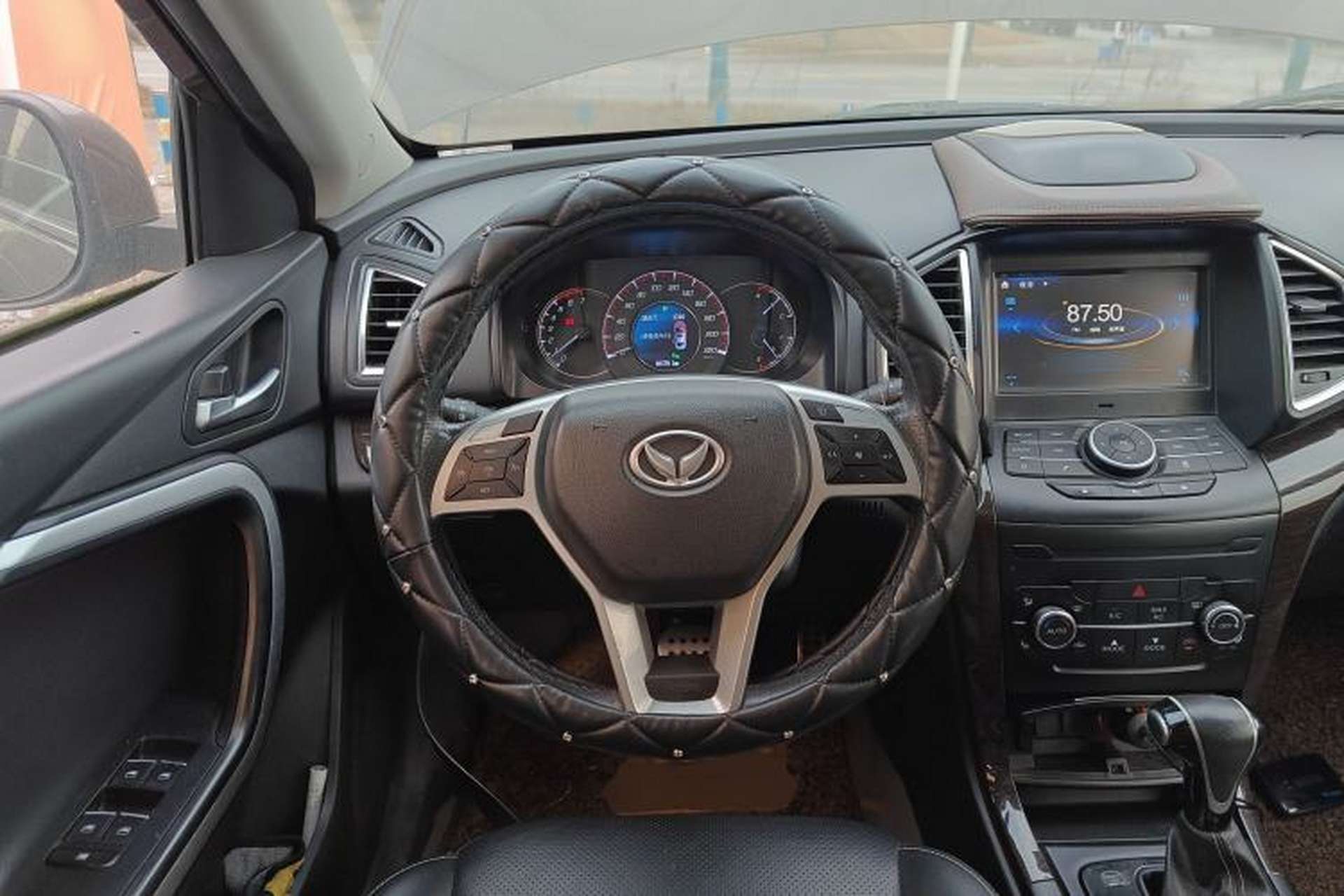 Used HYOSOW S6 2016 1.5T CVT Enjoyment Model Steering Wheel