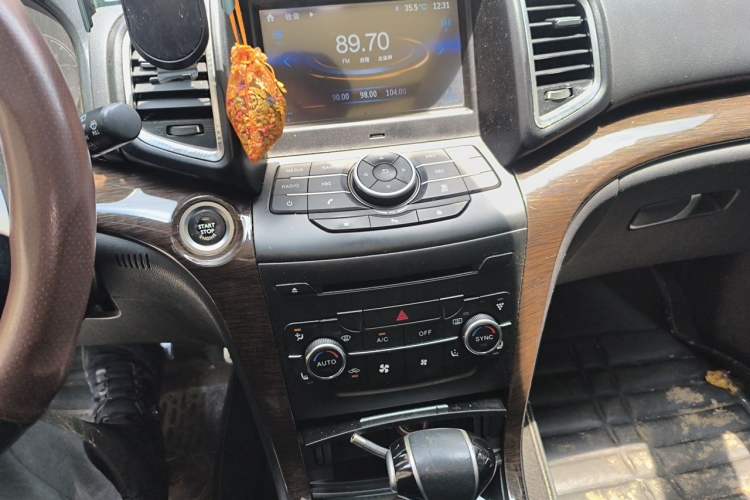 Used HYOSOW S6 2016 1.5T CVT Premium Edition Audio And AC Panel