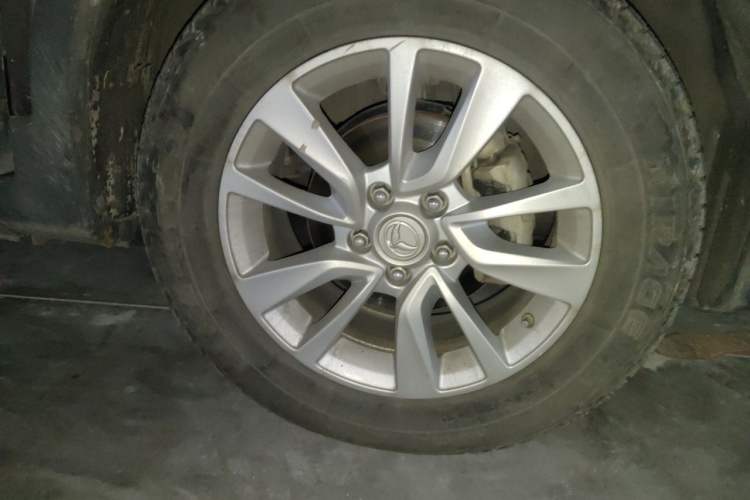 Used HYOSOW S6 2016 1.5T Manual Smart Edition Right Front Wheel Hub