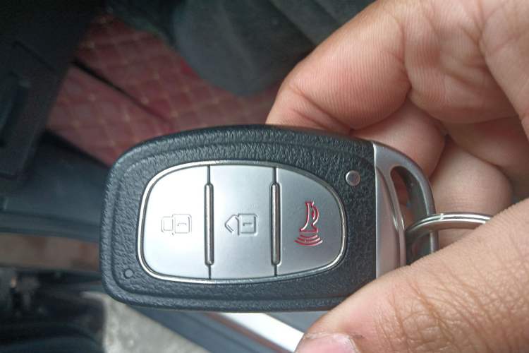 Used HYOSOW S6 2016 1.5T CVT Premium Edition Vehicle Key