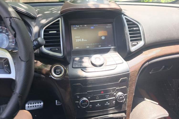 Used HYOSOW S6 2016 1.5T CVT Enjoyment Model Audio And AC Panel