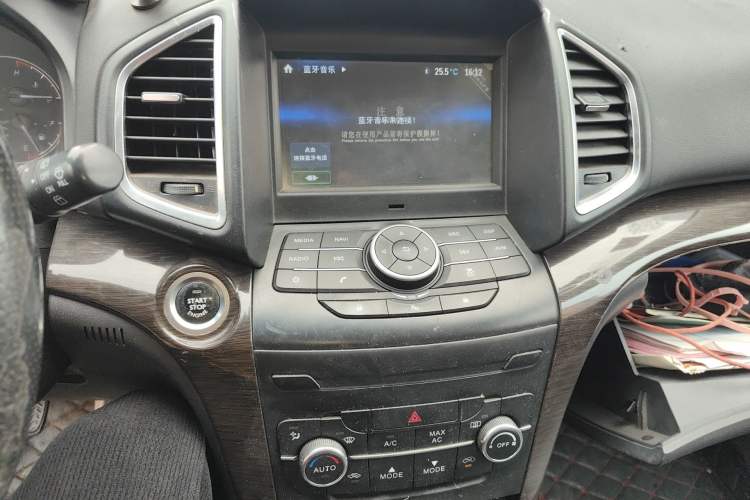 Used HYOSOW S6 2016 1.5T Manual Leading Model Audio And AC Panel