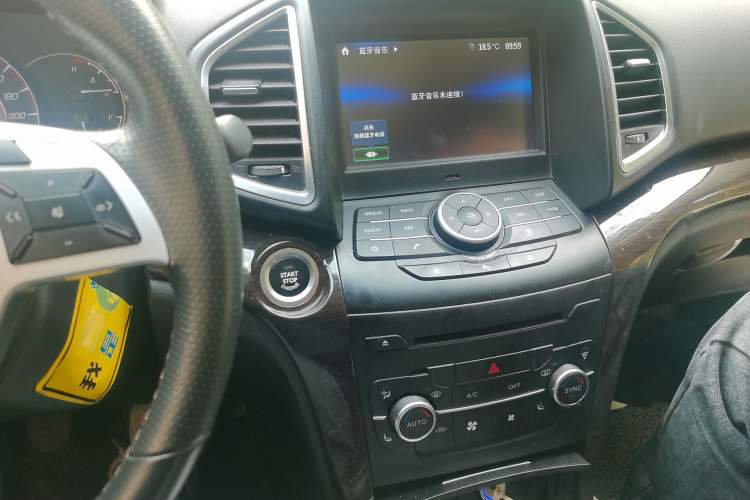 Used HYOSOW S6 2016 1.5T Manual Smart Edition Audio And AC Panel