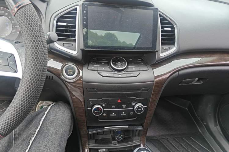 Used HYOSOW S6 2016 1.5T Manual Leading Model Audio And AC Panel