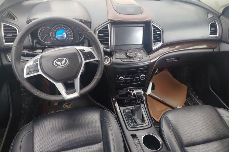 Used HYOSOW S6 2016 1.5T CVT Enjoyment Model Center Console