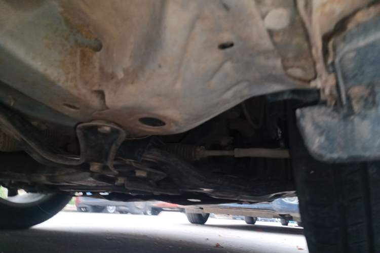 Used HYOSOW S6 2016 1.5T Manual Fashion Model Chassis Front