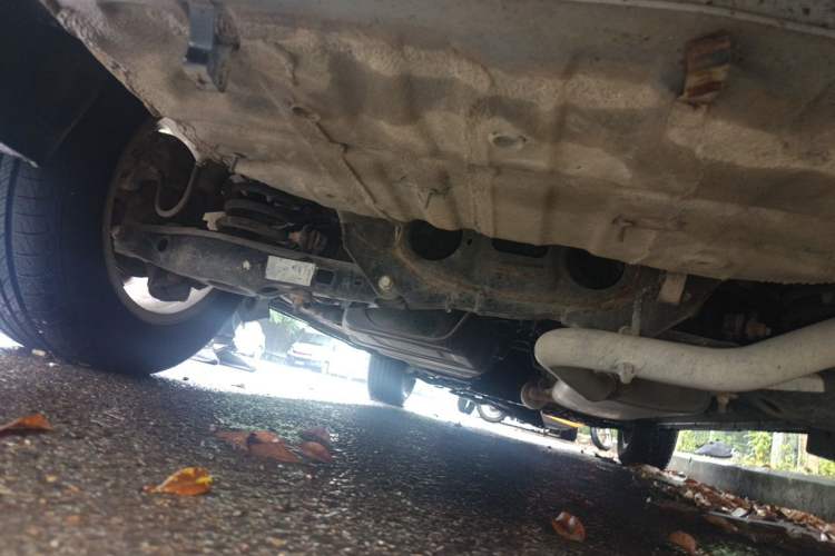 Used HYOSOW S6 2016 1.5T Manual Fashion Model Chassis Rear