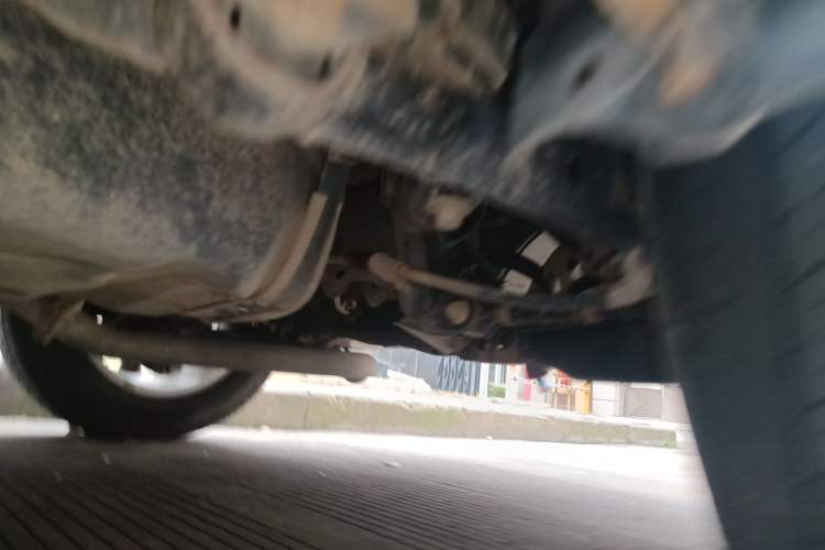 Used HYOSOW S6 2016 1.5T Manual Fashion Model Chassis Rear Left