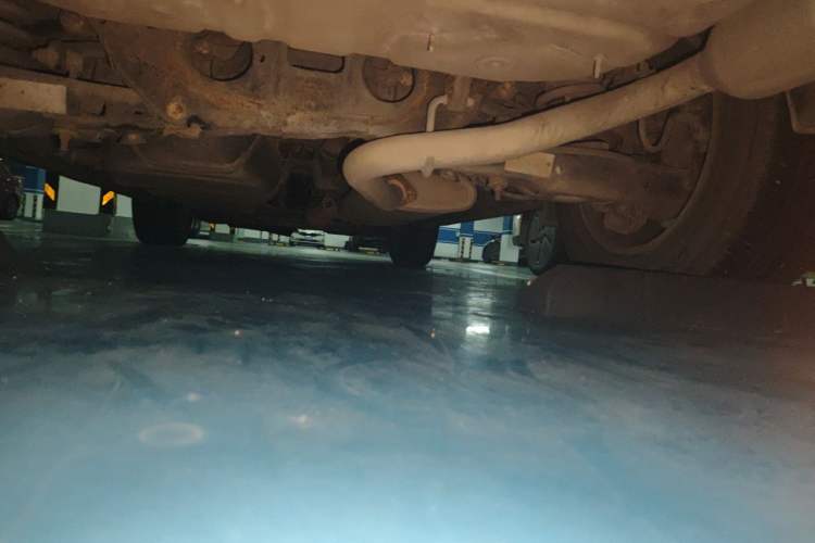 Used HYOSOW S6 2016 1.5T Manual Fashion Model Chassis Rear