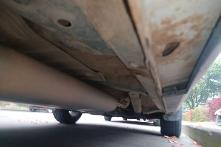 Used HYOSOW S6 2016 1.5T Manual Fashion Model Chassis Rear Right