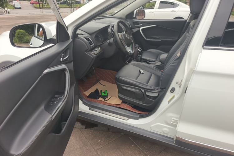Used HYOSOW S6 2016 1.5T Manual Leading Model Driver Seat