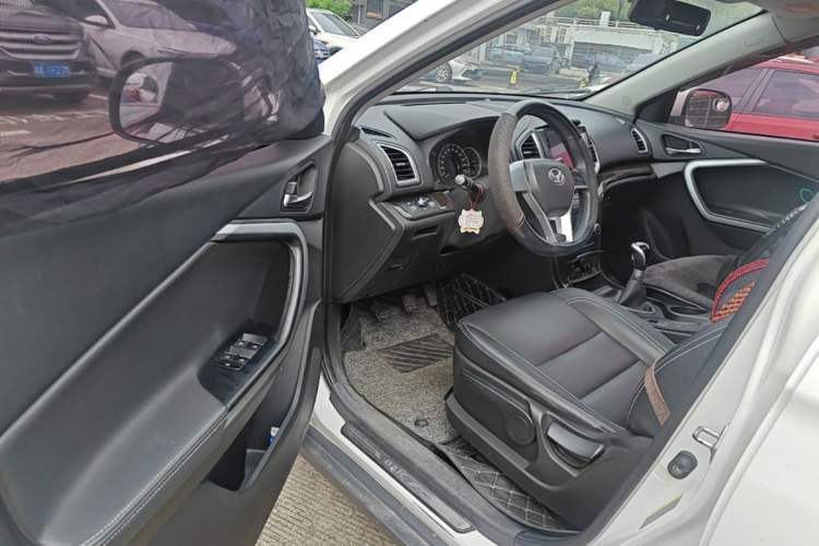 Used HYOSOW S6 2016 1.5T Manual Leading Model Driver Seat