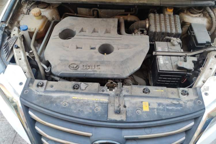 Used HYOSOW S6 2016 1.5T Manual Smart Edition Engine Bay
