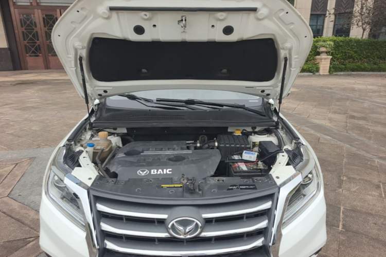 Used HYOSOW S6 2016 1.5T Manual Leading Model Engine Bay