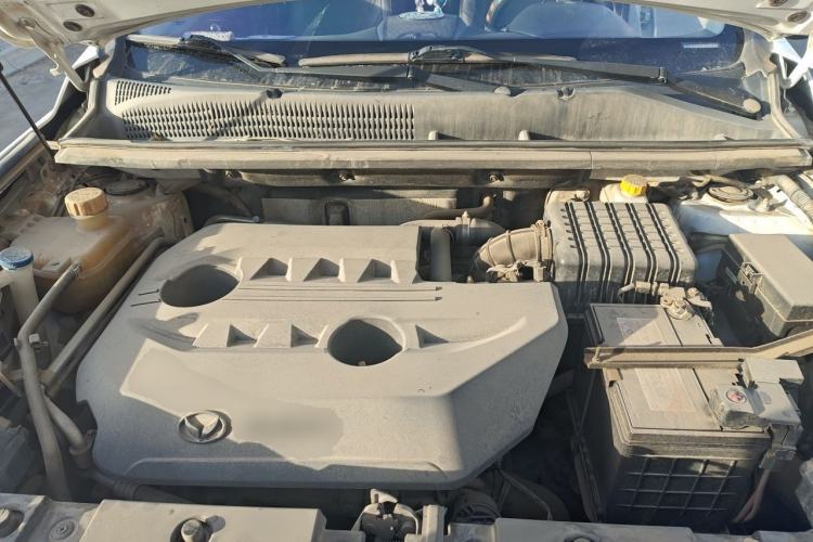 Used HYOSOW S6 2016 1.5T Manual Leading Model Engine Bay