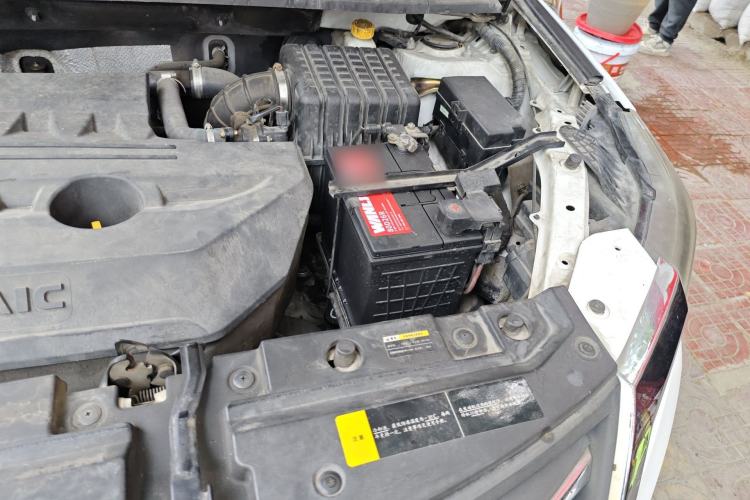 Used HYOSOW S6 2016 1.5T Manual Leading Model Engine Bay Left