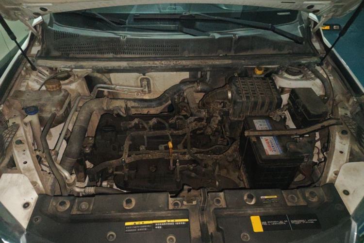Used HYOSOW S6 2016 1.5T Manual Fashion Model Engine Bay