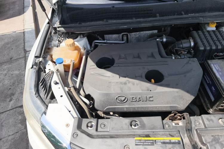 Used HYOSOW S6 2016 1.5T Manual Leading Model Engine Bay Right