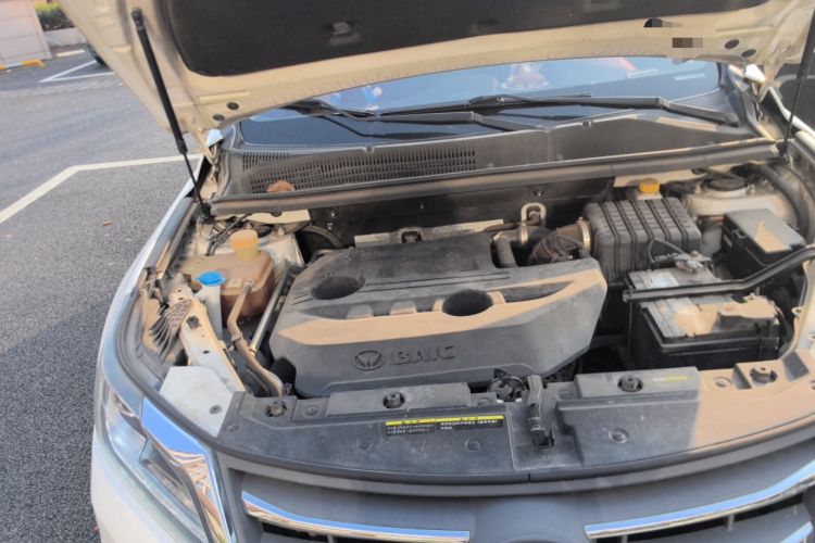 Used HYOSOW S6 2016 1.5T Manual Smart Edition Engine Bay Right