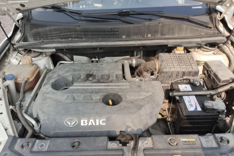 Used HYOSOW S6 2016 1.5T Manual Fashion Model Engine Bay