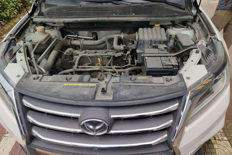 Used HYOSOW S6 2016 1.5T Manual Leading Model Engine Bay