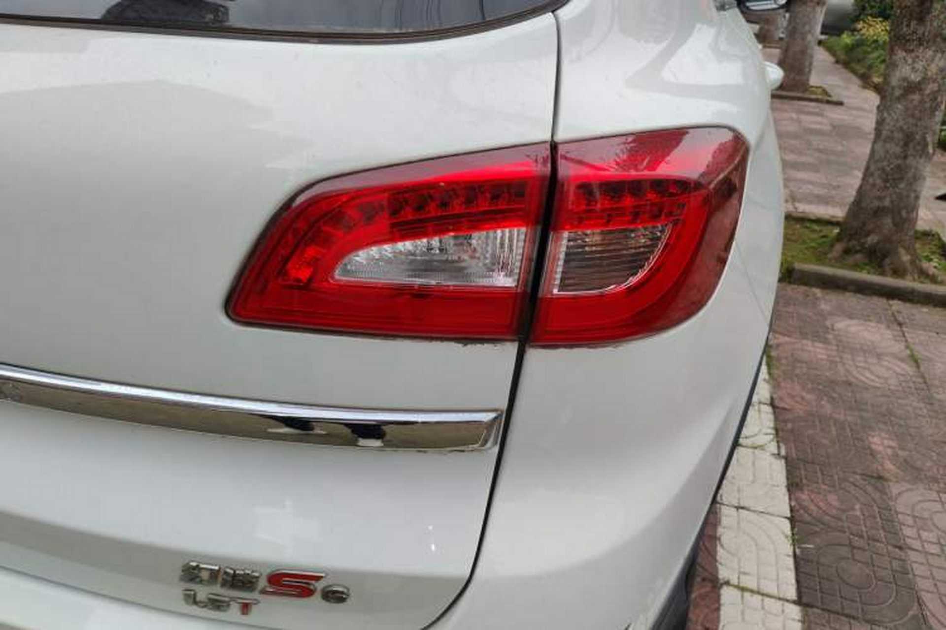 Used HYOSOW S6 2016 1.5T Manual Leading Model Exterior 6