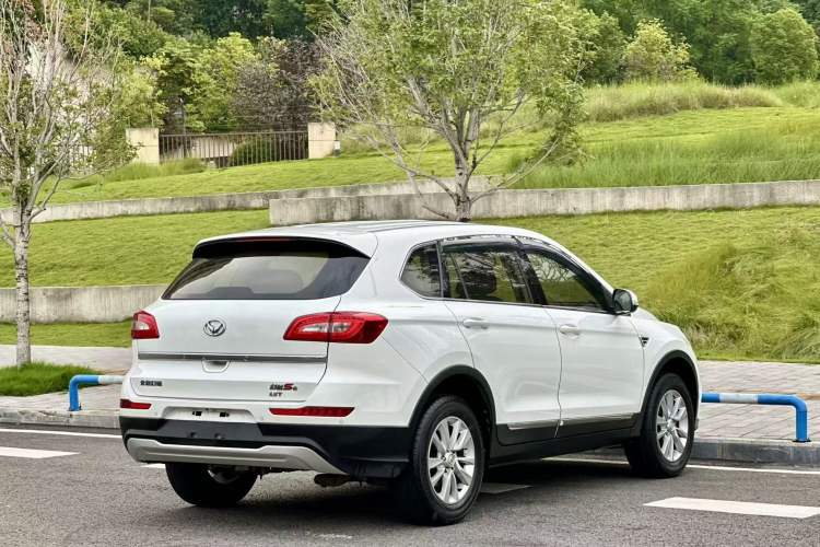 Used HYOSOW S6 2016 1.5T Manual Fashion Model Exterior 9