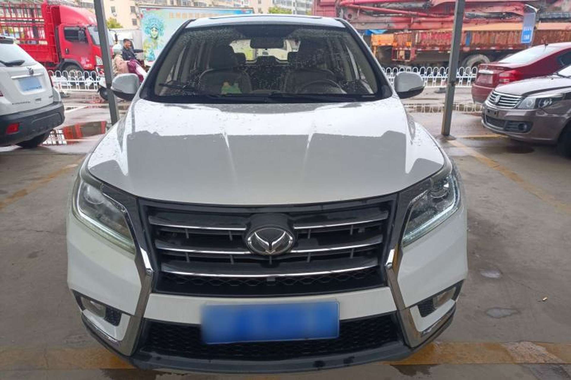 Used HYOSOW S6 2016 1.5T Manual Fashion Model Front