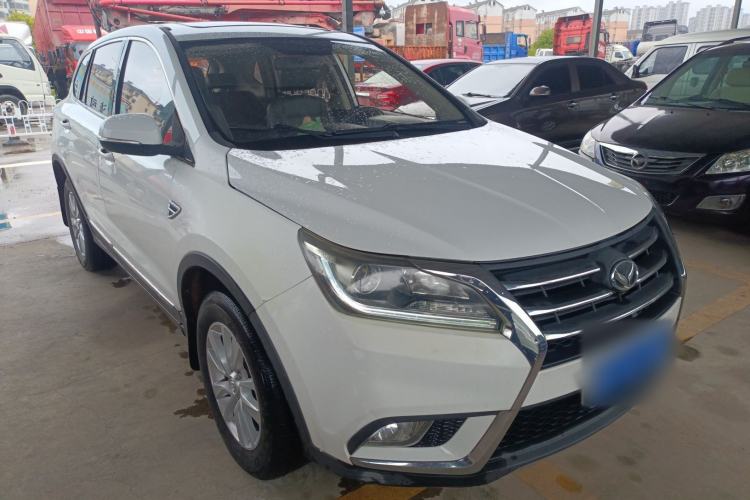 Used HYOSOW S6 2016 1.5T Manual Fashion Model Front Right 45 Deg