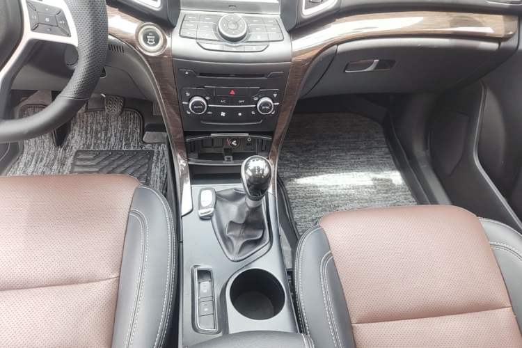 Used HYOSOW S6 2016 1.5T Manual Smart Edition Gear Lever
